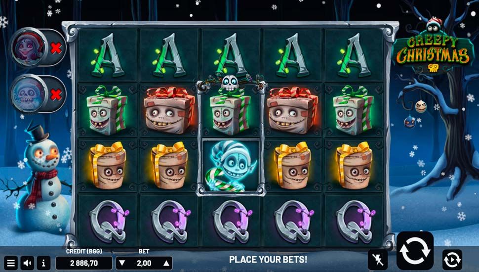 Creepy Christmas slot gameplay