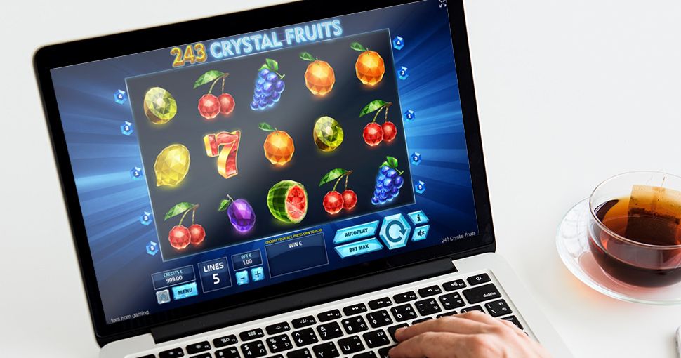 243 Crystal Fruits slot 