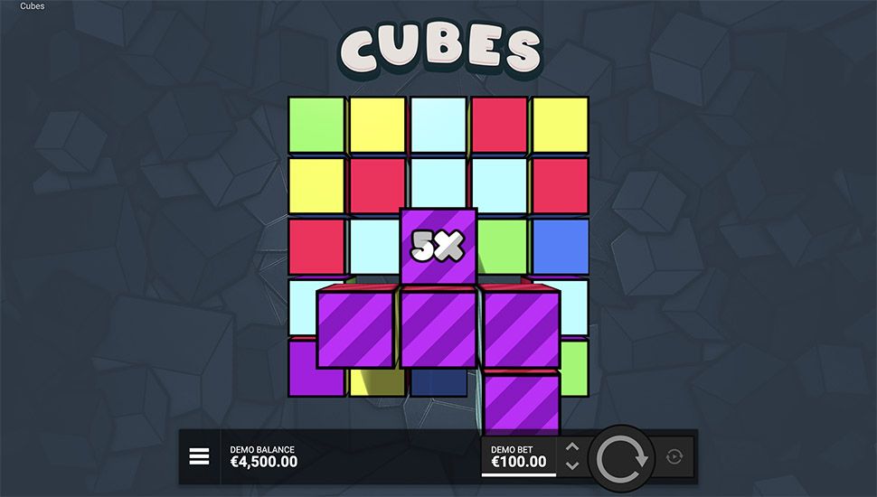 Cubes slot Middle multiplier