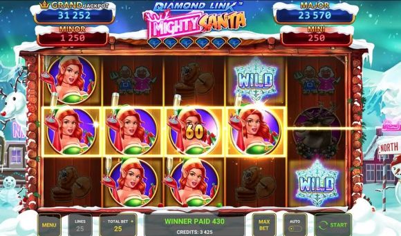 Diamond Link™: Mighty Santa