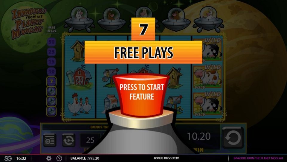 Invaders from the Planet Moolah slot free spins