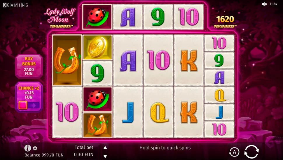 Lady Wolf Moon Megaways slot gameplay