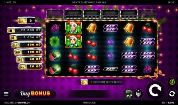 Santa Blitz Hold and Win