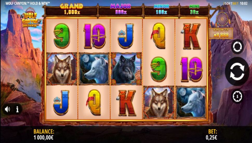 Wolf Canyon: Hold & Win slot - mobile